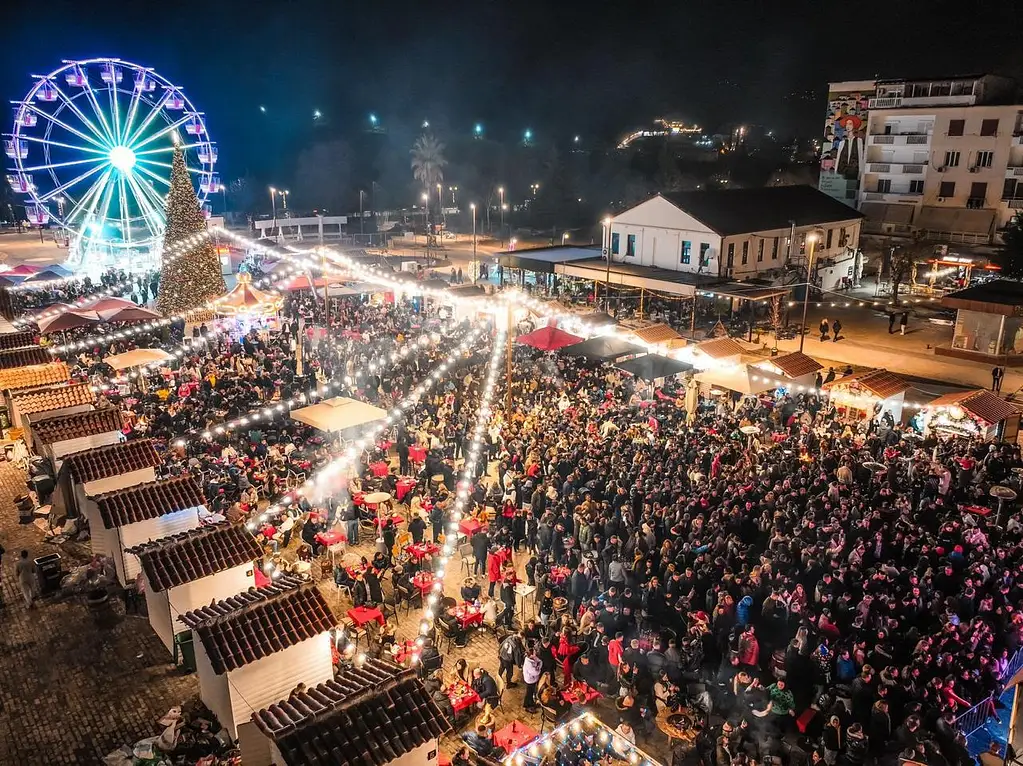 Christmas Market Berat – foto/ilustrim | VoyyoToursAlbania